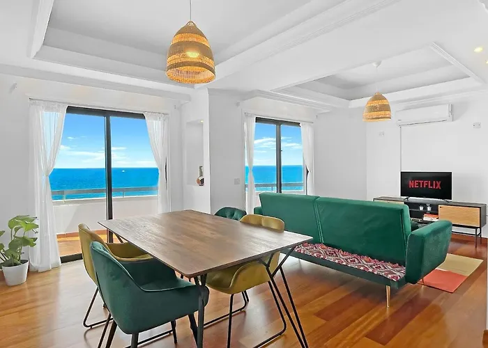 180° Seaview Apt. Right On Famous Promenade Ларнака