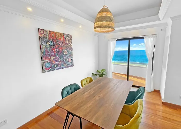 Апартаменты 180° Seaview Apt. Right On Famous Promenade *