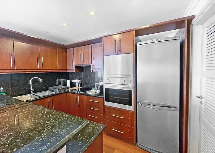 180° Seaview Apt. Right On Famous Promenade