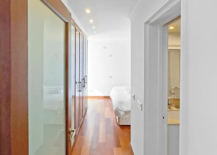 180° Seaview Apt. Right On Famous Promenade * Larnaca